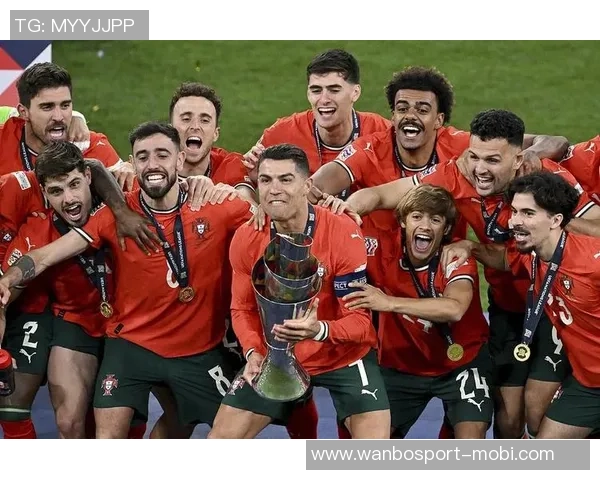 门德斯:葡萄牙队史最佳阵容助力明年世界杯争冠机会大增 门德斯:葡萄牙队史最佳阵容助力明年世界杯争冠机会大增